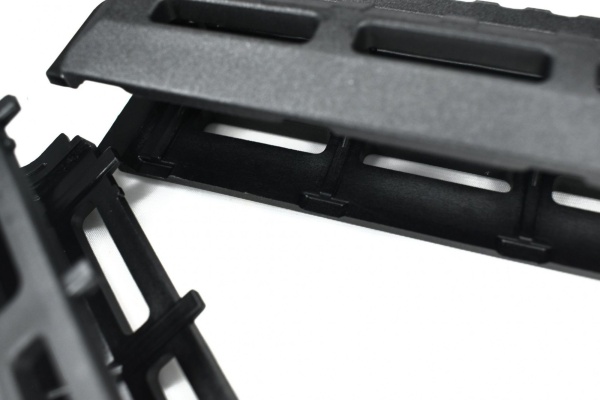 Накладка на цевье АК с планками Пикатинни и слотами M-LOK К.АРМА