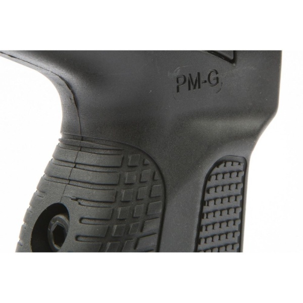 Рукоятка для пистолета Макарова Fab Defense (черная) для правши
