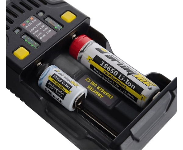 Зарядное устройство Armytek Uni C2 Plug Type C