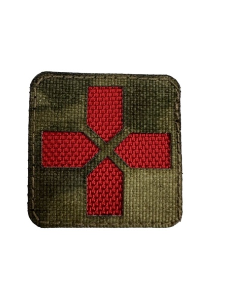 Патч Крест медицинский, мох-красный