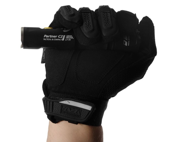 Фонарь Armytek Partner C2 Pro v3 XHP35