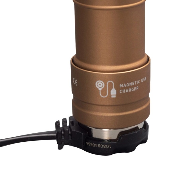 Фонарь Armytek Wizard C2 Pro Max Magnet USB Sand Белый